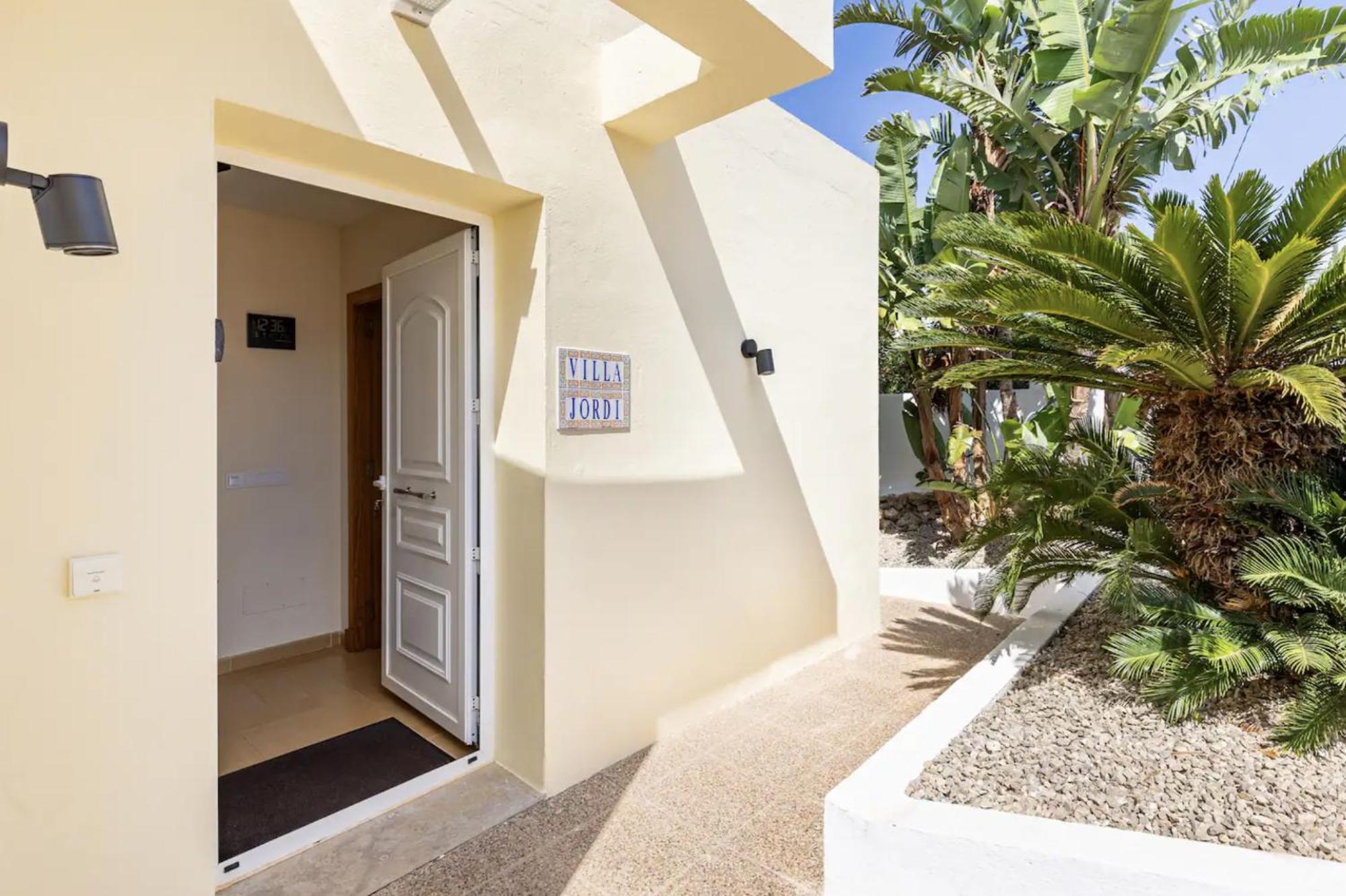 Villa Jordi - Cala En Porter Cala En Porter  المظهر الخارجي الصورة